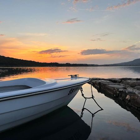 Apartman Luka Jadrtovac Buitenkant foto