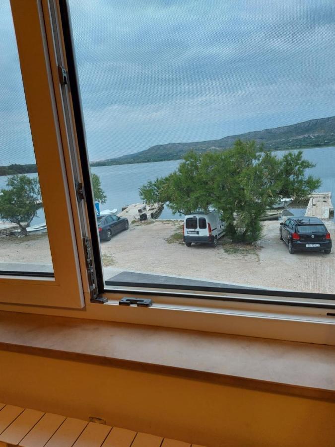 Apartman Luka Jadrtovac Buitenkant foto